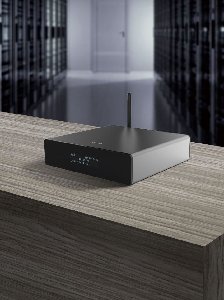 Odoo • Text and Image